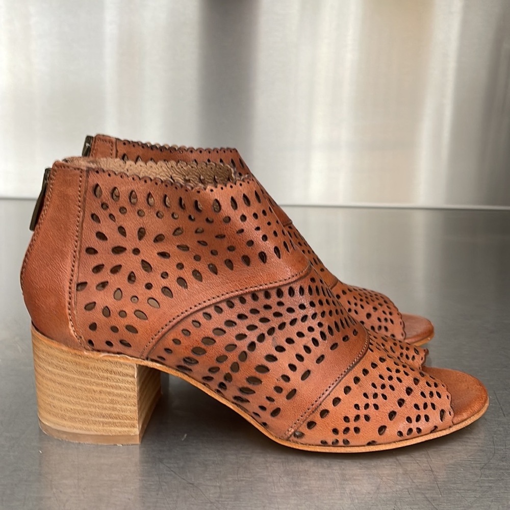 “Orchard Lane” laser cut peep-toe leather boots. New in box from Sundance.